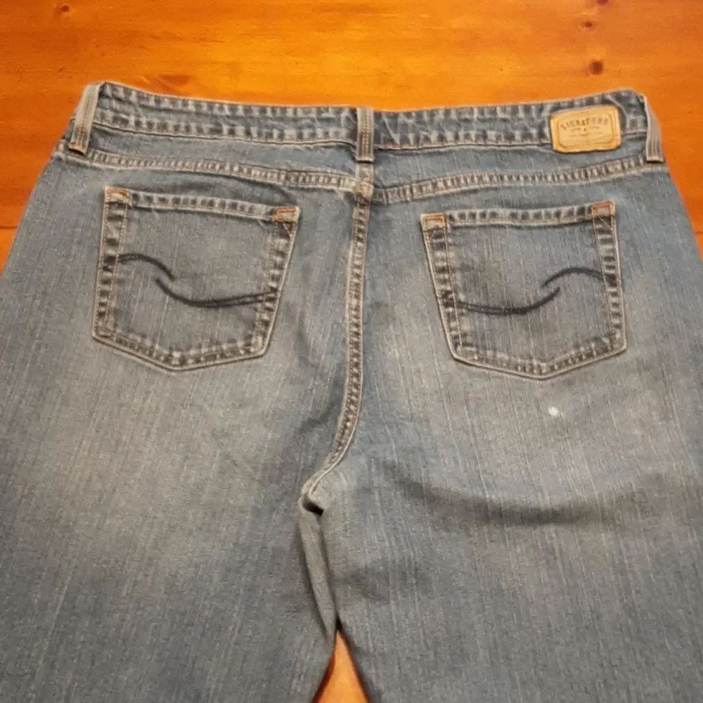 Levi Strauss Signature Mid-Rise Boot Cut Jeans